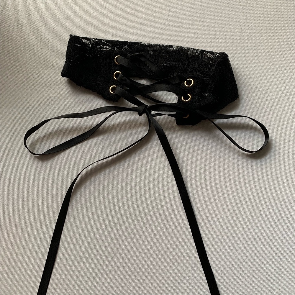 Black Lace Choker